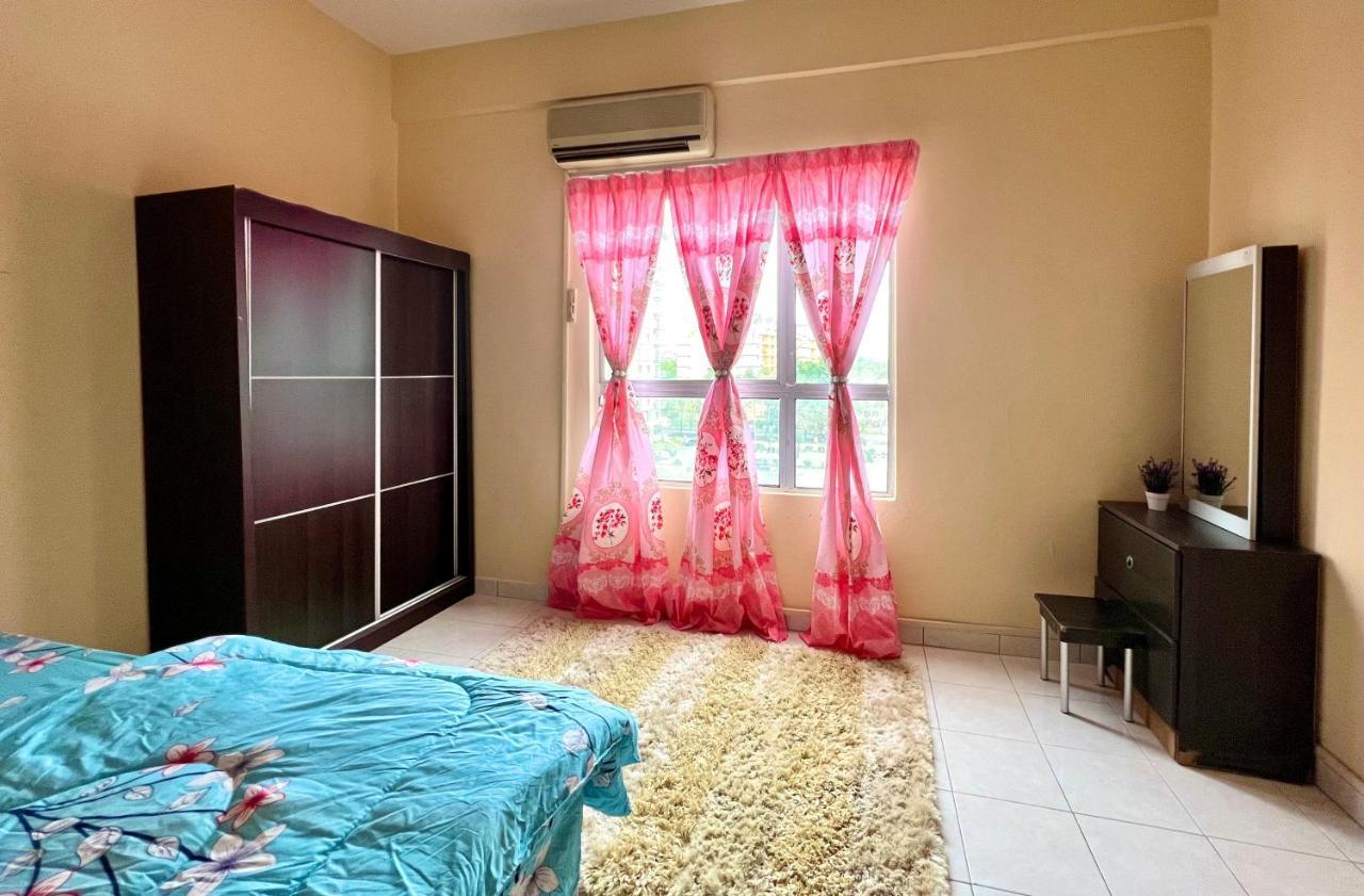 Pd Vip Pool View W Wifi - Anugerah Staycation Port Dickson Exterior photo